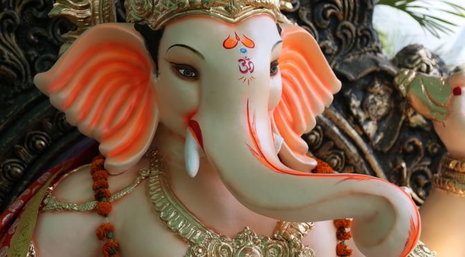 インドの神聖幾何学　ヤントラで豊かさを手に入れよう